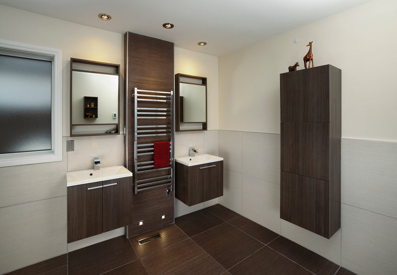 ICO Avento towel warmer, bathroom scene