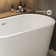 Swiss Madison Claire 60 in. Freestanding Bathtub White Interior Detail